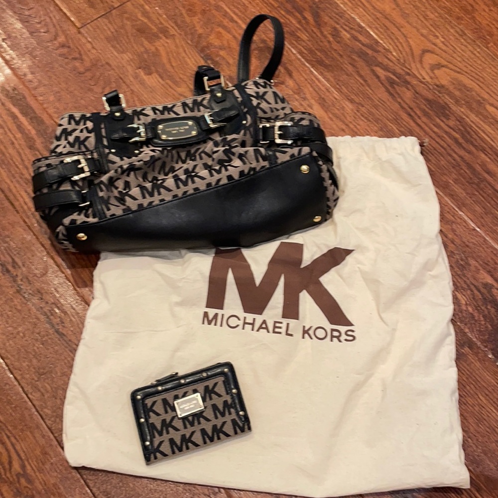 Michael Kora purse and wallet